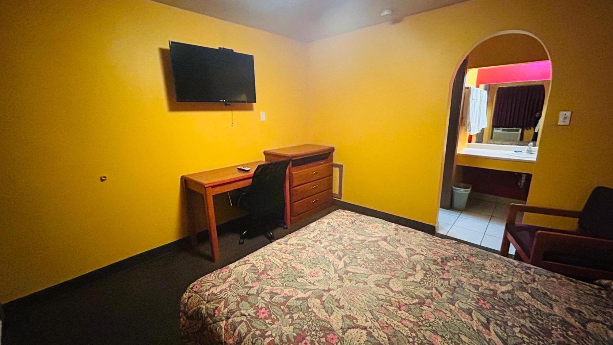 Relax Inn By Oyo Sulphur Hwy 90 Exterior foto